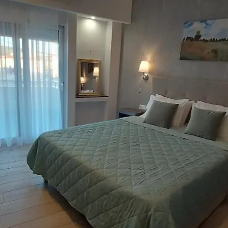 Promenada * Nikiti (Sithonia)